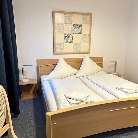 Hotel Am Freihafen Дуйсбург Екстериор снимка